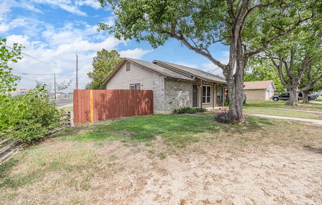 5207 GAWAIN DR