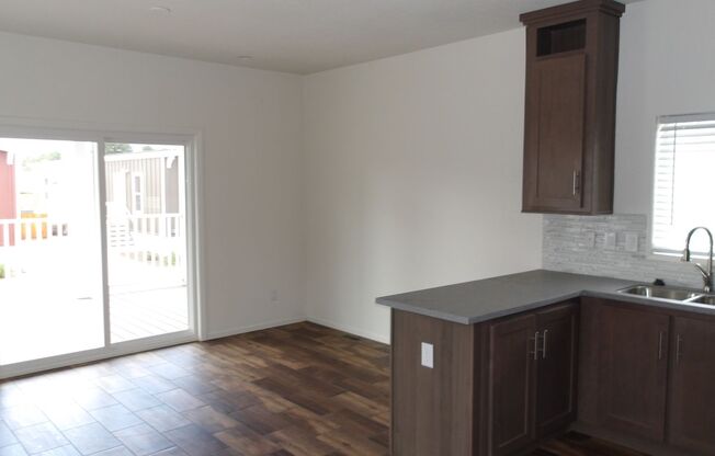 1 bed, 1 bath, 607 sqft, $1,950