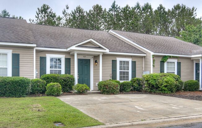 Updated 2 Bedroom 2 Bath Townhouse in Evans