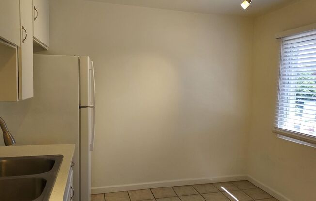 Studio, 1 bath, 500 sqft, $1,630, Unit 2138 1/2