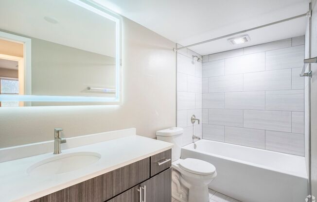 2 beds, 1 bath, 1,100 sqft, $1,995, Unit 3111-4