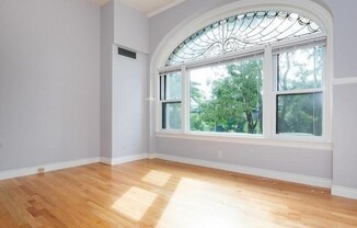2 beds, 2 baths, 1,013 sqft, $4,500, Unit 105