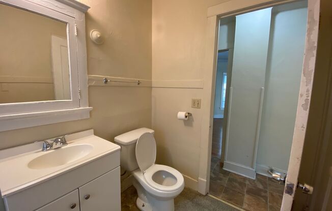 1 bed, 1 bath, $1,125, Unit 1