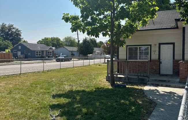 13TH AVE - 128