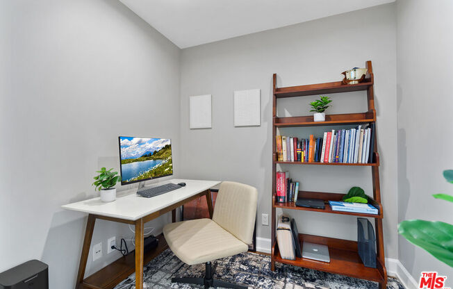 1 bed, 1.8 baths, 1,160 sqft, $6,900, Unit 32G