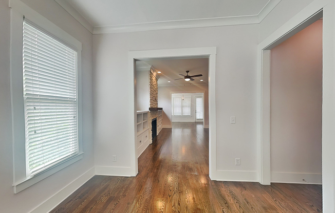 1322 ENGLISH ST NW