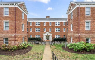 922 S WASHINGTON ST #204