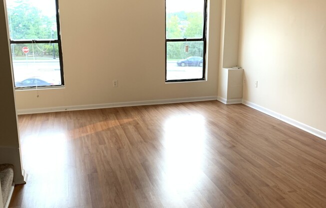 5 Forest St.