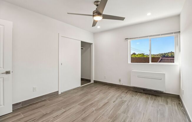 3 beds, 2 baths, 1,014 sqft, $3,115, Unit 38
