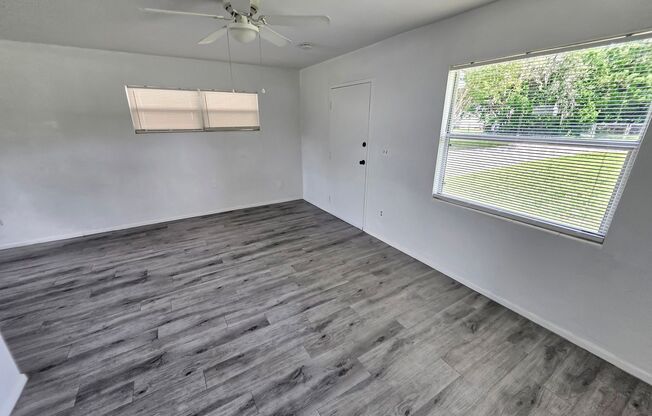 Lake Mary - 2 Bedroom, 1 Bathroom  – $1,595.00