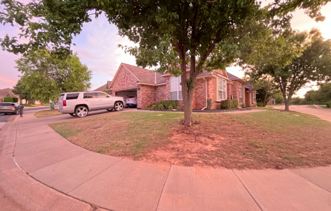 16721 Farmington Way