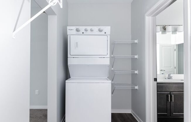 1 bed, 1 bath, 703 sqft, $1,565, Unit 3 - 357