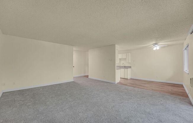 2 beds, 1 bath, 900 sqft, $1,625, Unit 760-23