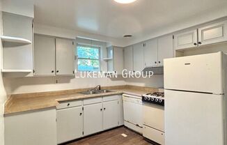 3729 3731 OAKLAND DR