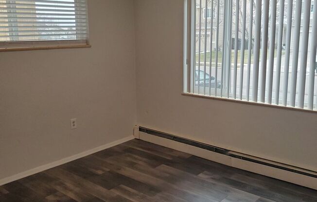 Chatfield Lake Apts.