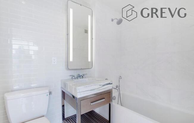 3 beds, 3 baths, 1,315 sqft, $11,500, Unit 15G