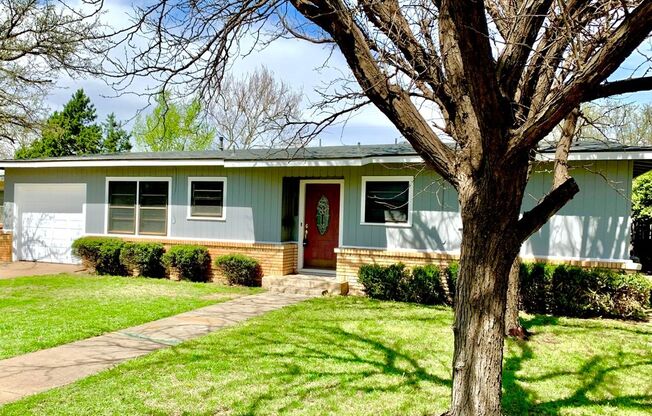 3 bedroom 2 bath 1 car garage