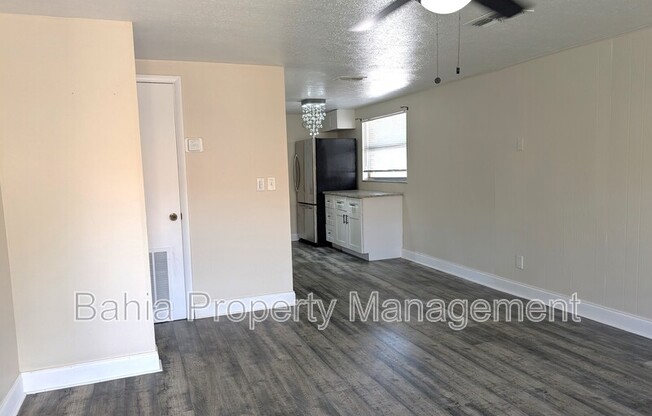 8942 TEMPLE TERRACE HWY