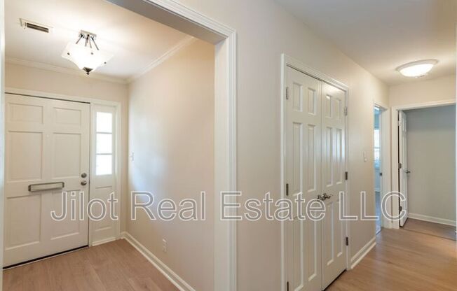 1647 EXECUTIVE PARK LN NE