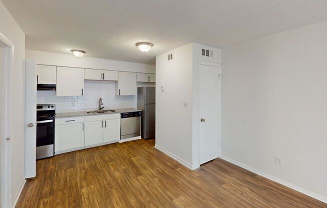 1 bed, 1.5 baths, 825 sqft, $1,197, Unit H-35