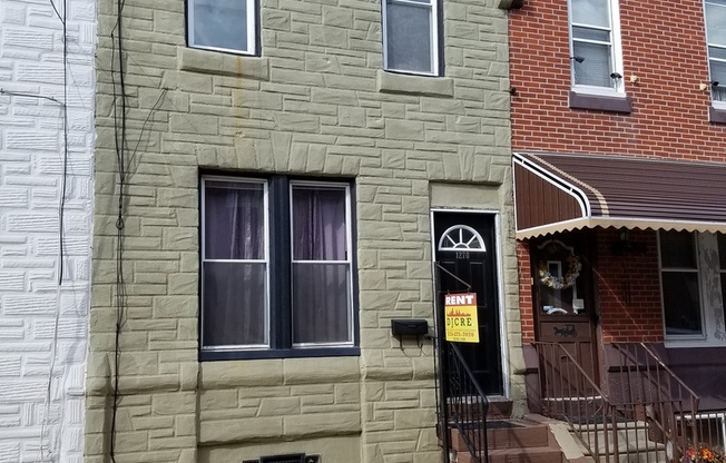 3 beds, 1 bath, $1,400