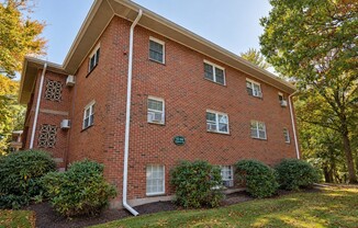 64 JACQUELINE RD