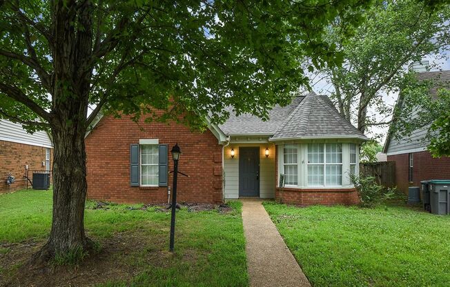 3 bed, 2 bath home with wonderful curb appeal near N. Germantown Parkway.