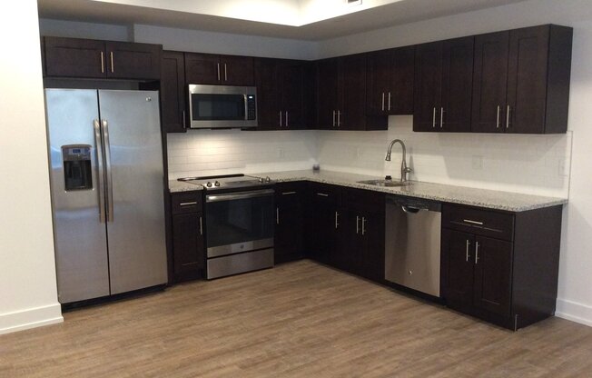 1 bed, 1 bath, 745 sqft, $1,650, Unit Unit 306