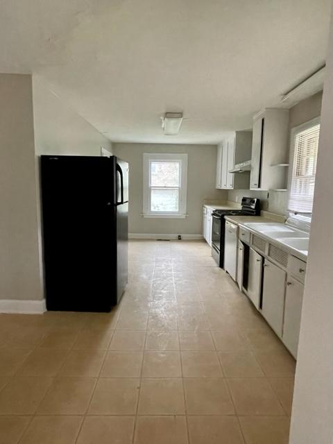 2410 KINGSLEY DR