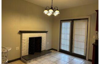 2 beds, 2 baths, $1,900