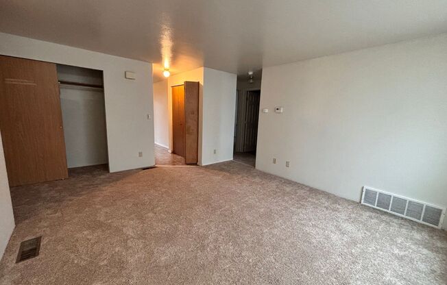 2 beds, 1 bath, 793 sqft, $1,850, Unit 705#A