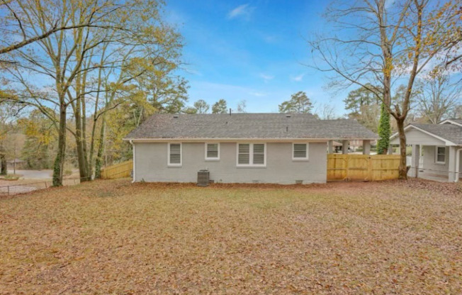 2038 REBECCA LN