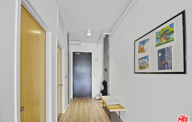 1 bed, 1 bath, 930 sqft, $3,000, Unit 813