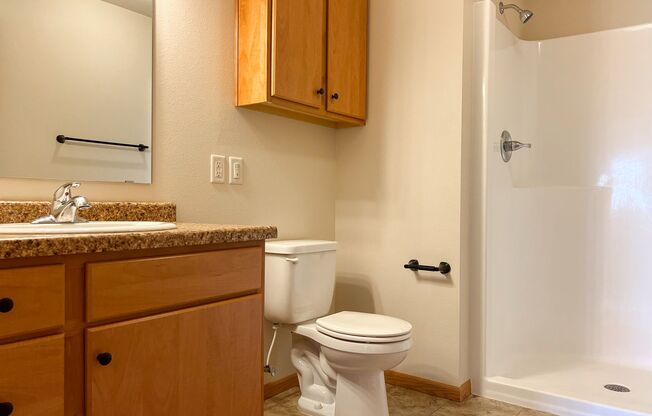 2 beds, 2 baths, 1,325 sqft, $1,560, Unit ML 550-02