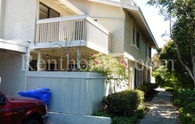 La Jolla/UTC, Playmor Terrace West, 3847 Camino Lindo- Near UCSD! Don't miss out on a chance to make this your home!