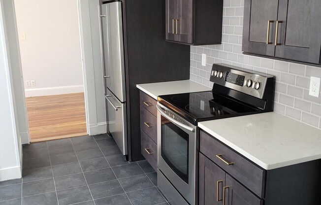 1 bed, 1 bath, 800 sqft, $2,275, Unit 41B