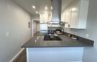 Welcome to Islandia Apartments