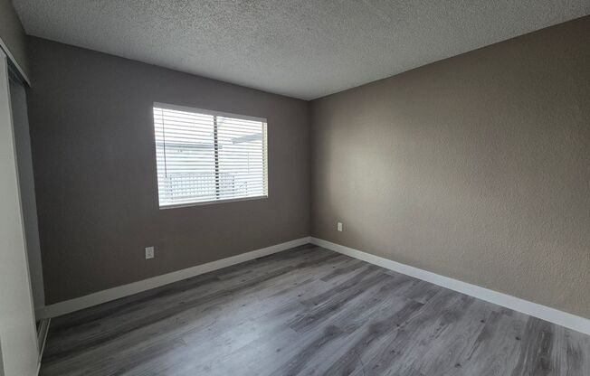 2 beds, 2 baths, 875 sqft, $1,395, Unit 9