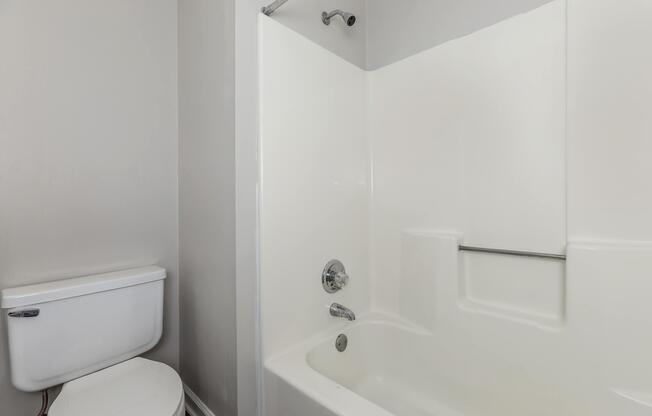 SHOWER AND TUB COMBO