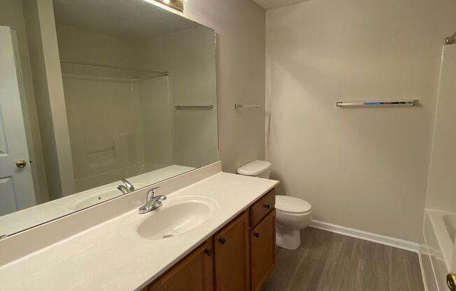 2 beds, 2 baths, 1,131 sqft, $1,425, Unit 2772-6