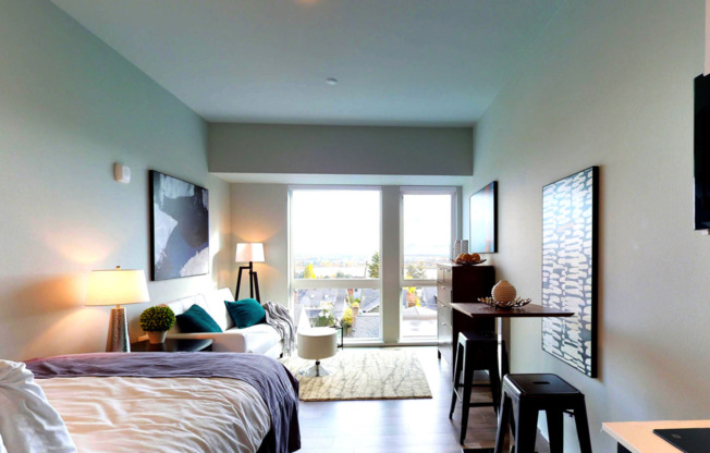 Studio, 1 bath, 374 sqft, $1,355, Unit 216