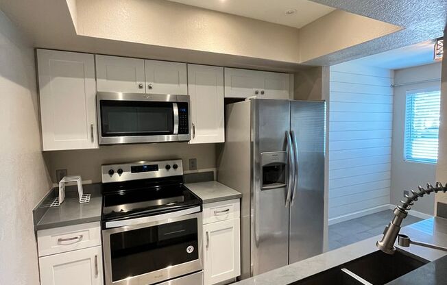2 beds, 2 baths, $1,245, Unit #111