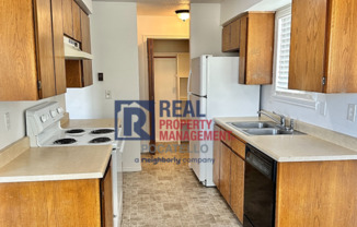 2 beds, 1 bath, $799, Unit #3