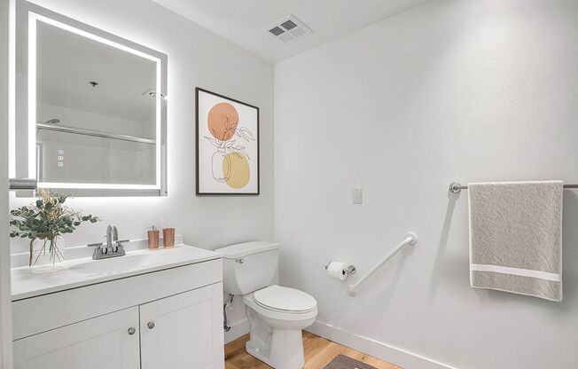 2 beds, 1 bath, 823 sqft, $1,795, Unit 126-229