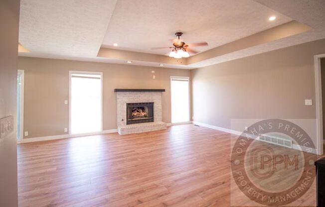 Move in Special $800.00 off Deposit!!! 4 Bed Ranch House in Millard School District