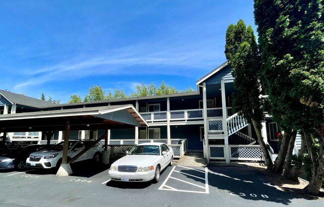 Villa Bonita Apartments - 3131 Ferry Ave. Bellingham, WA 98225