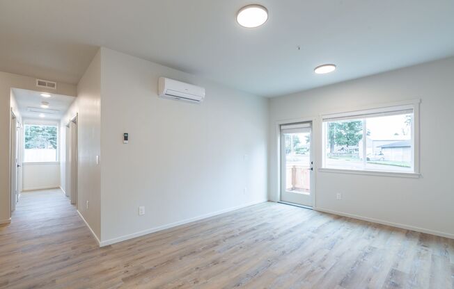 2 beds, 1.5 baths, 921 sqft, $1,795, Unit 103