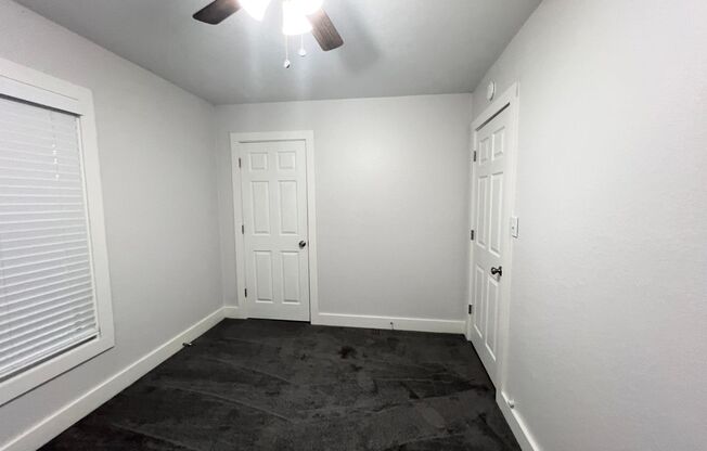 3 beds, 1 bath, $1,550