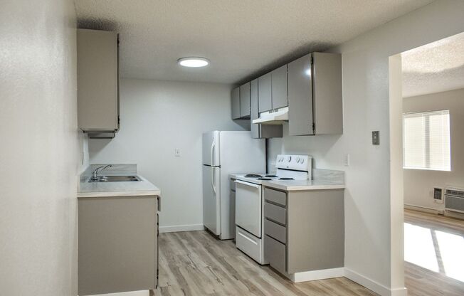 1 bed, 1 bath, 679 sqft, $1,200, Unit 4