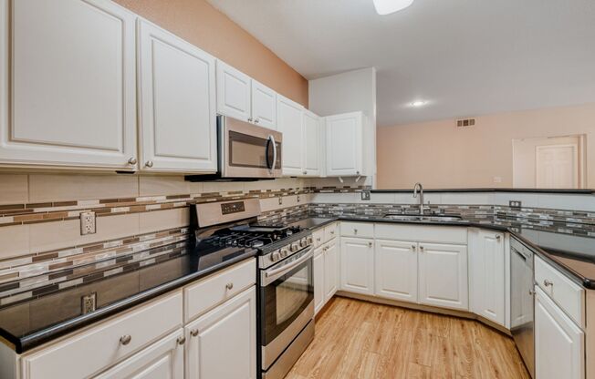 3 beds, 2 baths, $1,750